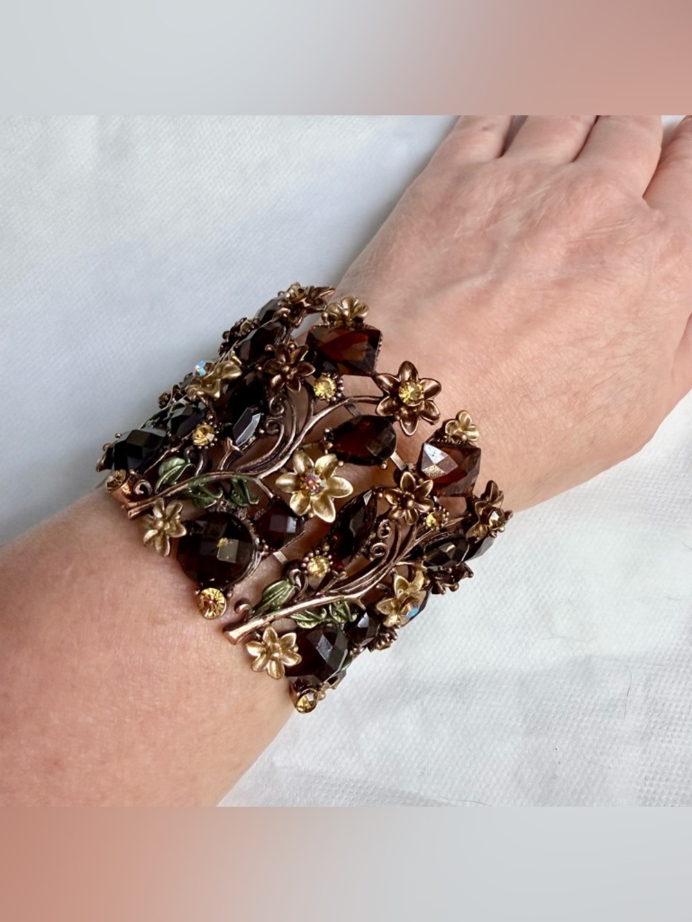 Beautiful Cleopatra style Floral Topaz Crystal Cuff Bracelet
